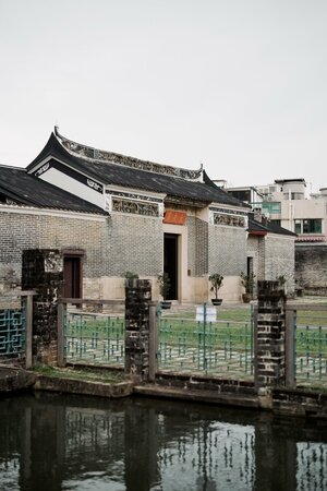 Yuen Long Heritage College and Temples​